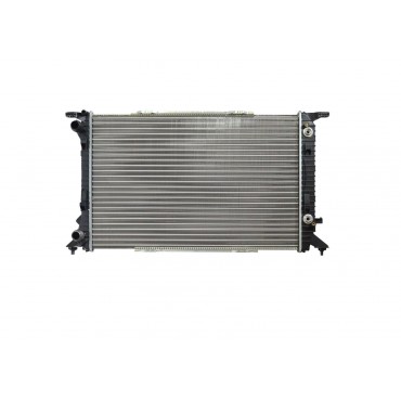 Radiateur Moteur Audi A4 A5 Q5 1.8 TFSI 2.0 TDI/TFSI 8K0121251K 8K0121251T