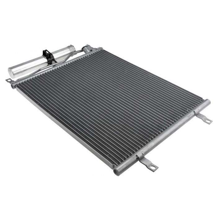 Condenseur de Clim Pour Nissan Micra III 2003-2010 92100AY600