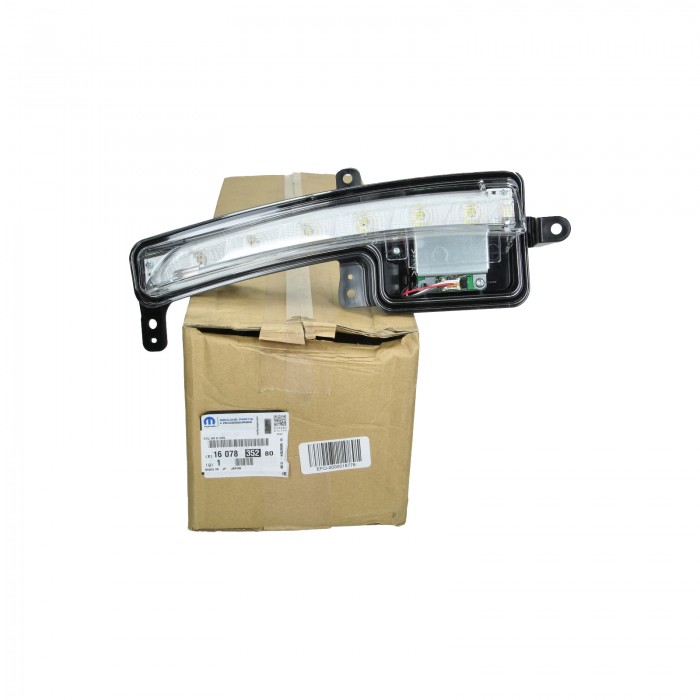 Feu Avant Droit Diurne Pour Citroen C4 1607835280