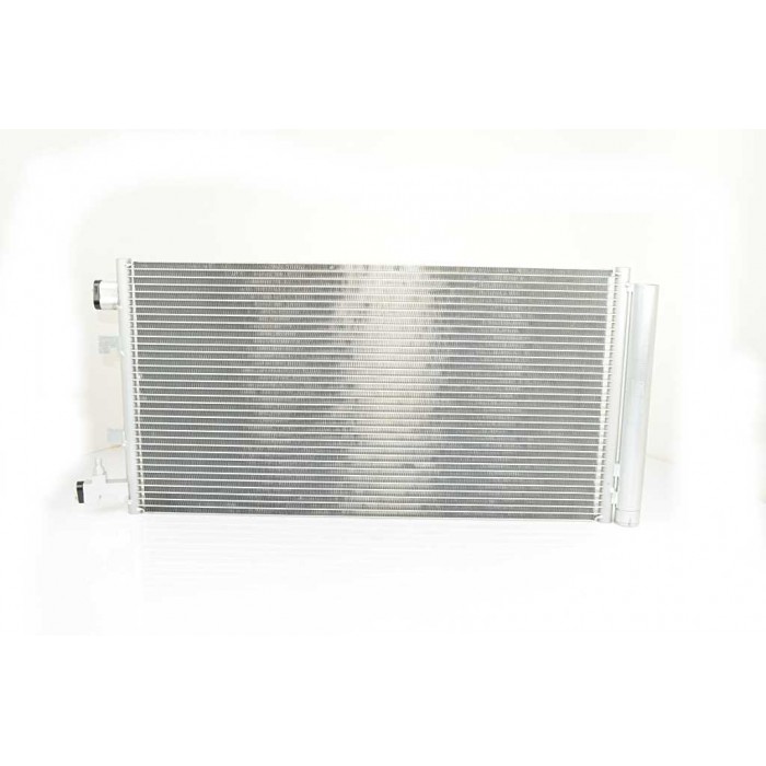 Condenseur de Climatisation Pour Renault Fluence 921000005R 921003293R
