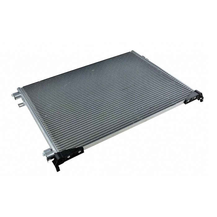 Condenseur de climatisation Pour PRIMASTAR VIVARO TRAFIC II 8200465490 4417652