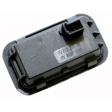 Bouton Interrupteur ouverture du coffre MERCEDES CLASSE E S212 2128210651
