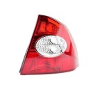 Feu arrière Droit FORD FOCUS 2005-2020 1333832 5M5113A602AA 5M5113A602AA