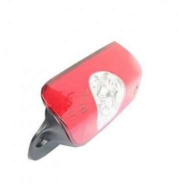 Feu arrière Droit NISSAN INTERSTAR OPEL MOVANO RENAULT MASTER A9017600704