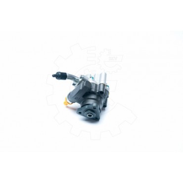 Pompe de Direction Assistée Pour Land Rover Discovery II QVB101240