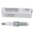 Bougie d'Allumage Pour Peugeot Mercedes-Benz Opel Citroën 3639843, 93480508