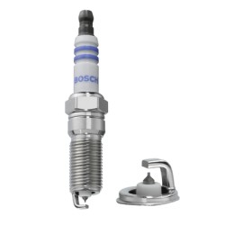 1 Bougie d'Allumage Pour Opel Ford Escort Fiesta IV Alfa Romeo Cadillac 12565996