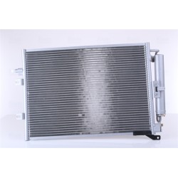 Condenseur de Clim Pour Renault Clio III Modus 8200443897 8200688393