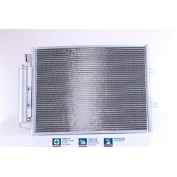 Condenseur de Clim Pour Renault Twingo II 8200448252 8660003445 921006980R