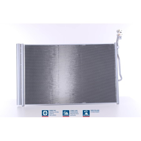 Condenseur de Clim Pour VW Touareg Porsche Cayenne 7P0.820.411A 95857311100