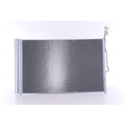 Condenseur de Clim Pour VW Touareg Porsche Cayenne 7P0.820.411A 95857311100