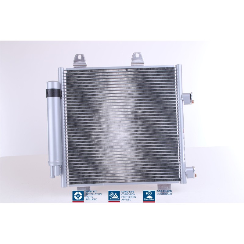 Condenseur de Clim Pour Peugeot Toyota Aygo Citroën 6455.EE 6455.EF 88450-0H010