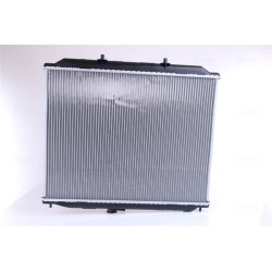 Radiateur Refroidissement Moteur Pour Ford Maverick Nissan Terrano II Van