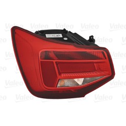 Feu Arrière Gauche Pour Audi Q2 81A945069 81A945069B