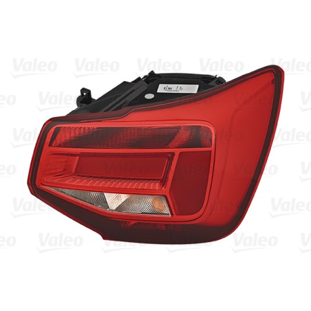 Feu Arrrière Droit Pour Audi Q2 81A945070 81A945070B