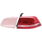 Feu Arrrière Droit Pour VW Passat 3AE945208B