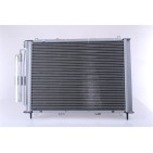 Condenseur de Clim Pour Renault Kangoo 7711497454 8200267994 8200732379